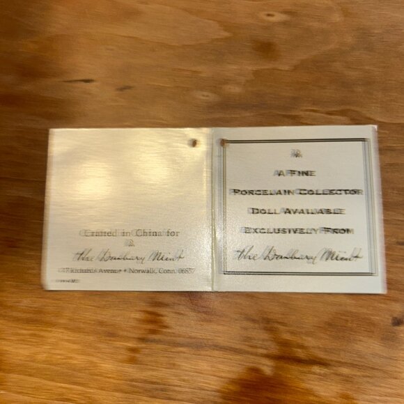 Danbury Mint, Mrs. Claus with Tea Set, 18"H - Picture 9 of 10